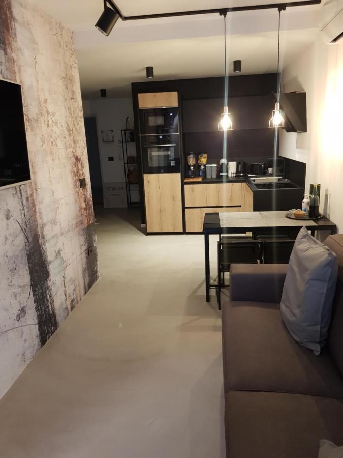 Apartman Vip, With Free Garage Parking Pula Exterior foto