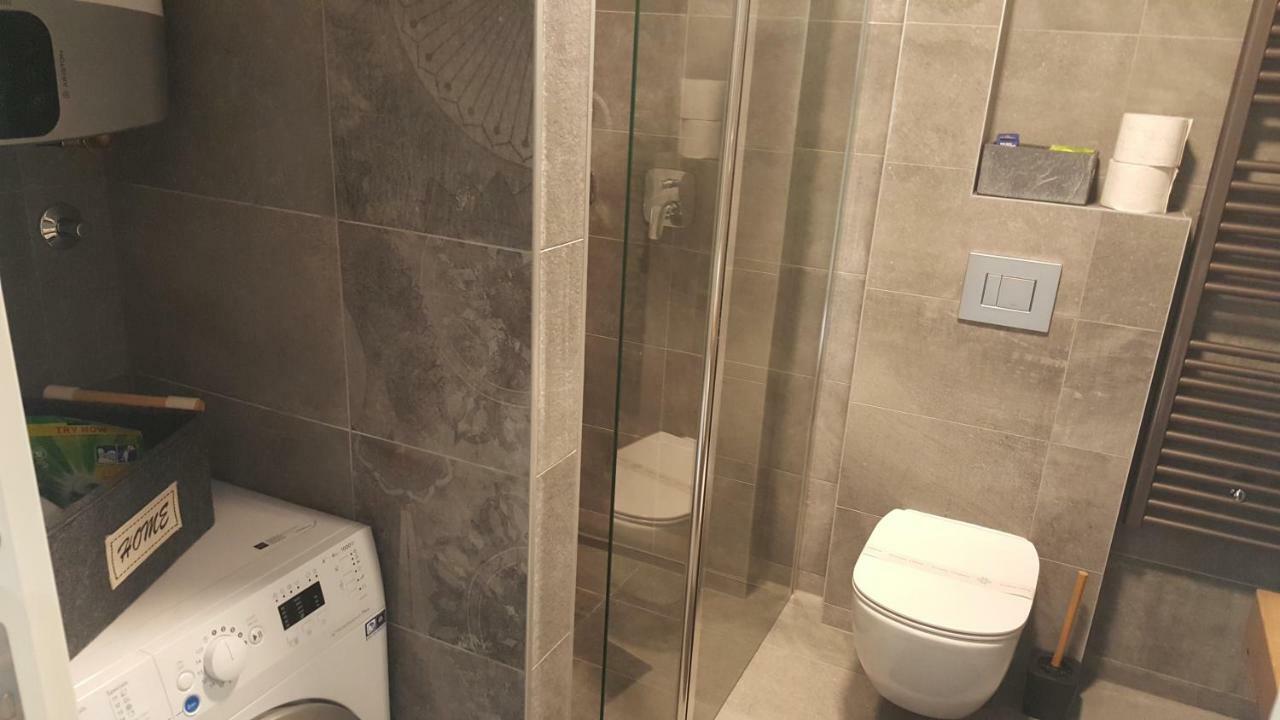 Apartman Vip, With Free Garage Parking Pula Exterior foto