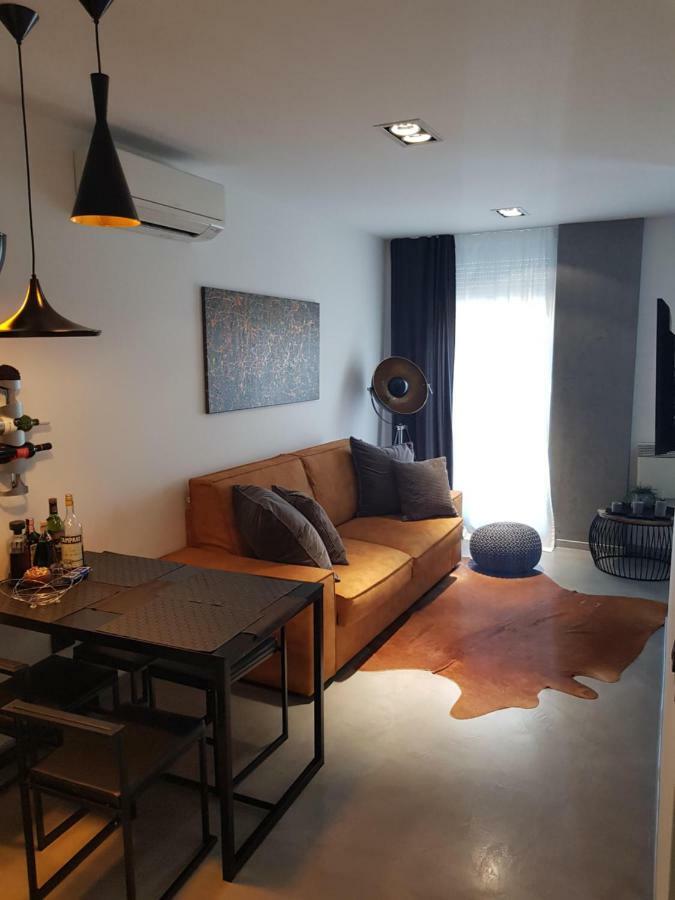 Apartman Vip, With Free Garage Parking Pula Exterior foto