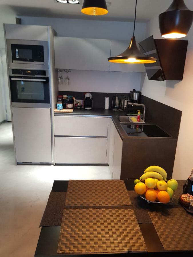 Apartman Vip, With Free Garage Parking Pula Exterior foto
